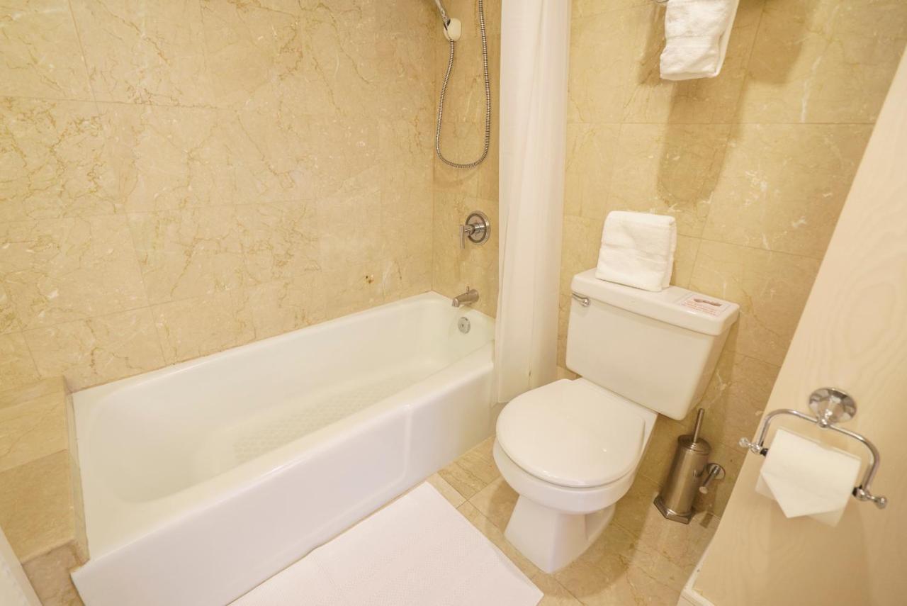 Studio Unit At The Royal Garden, In Waikiki ワイキキ・ロイヤルガーデン Honolulu Exterior foto